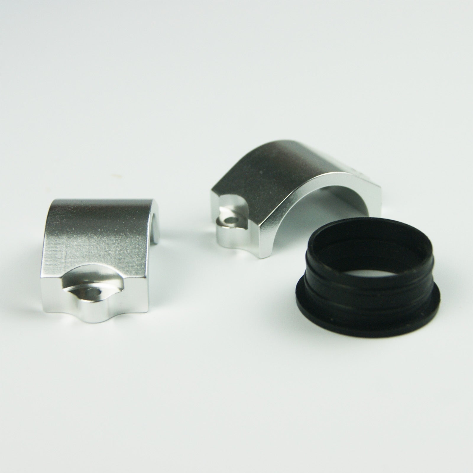 ( CN,US ) Rovan CNC Aluminum Heavy Duty Pipe Clamp For HPI KM Baja 5B 5T King Motor